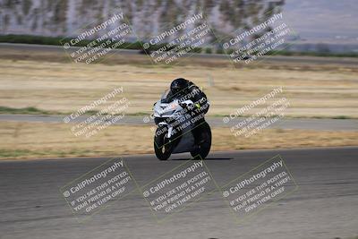 media/Jun-16-2024-Lets Ride (Sun) [[4ae6dd1f02]]/Group B/Grid and Front Straight/